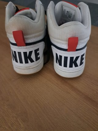 Nike Bambas Blancas y Negras