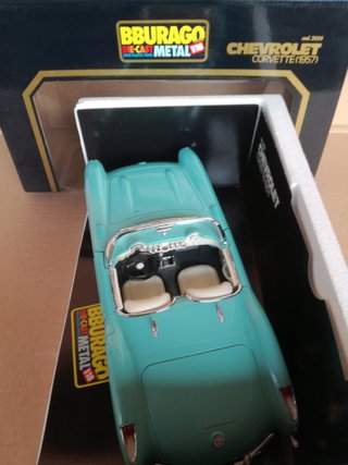 1/18 MODELLO CHEVROLE CORVETT BURAGO