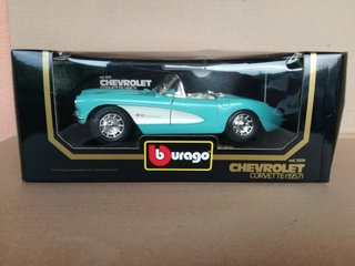 1/18 MODELLO CHEVROLE CORVETT BURAGO