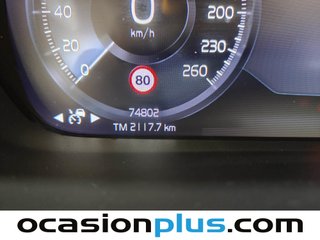 Volvo XC40 D3 Business Plus Auto 110 kW (150 CV)
