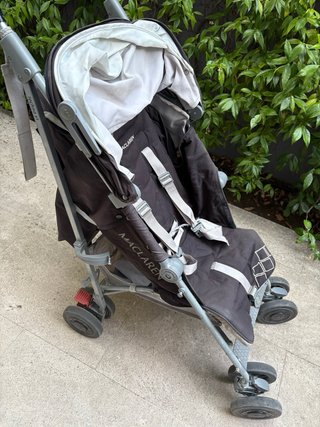 Silla de paseo Maclaren negra