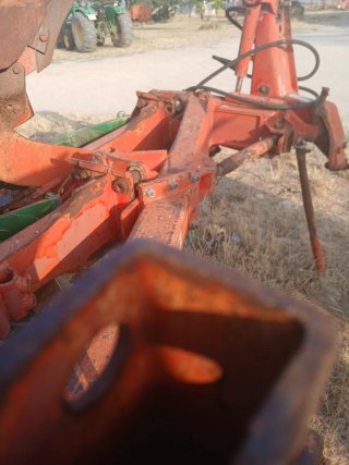 Vertederas de 6 cuerpos rojas