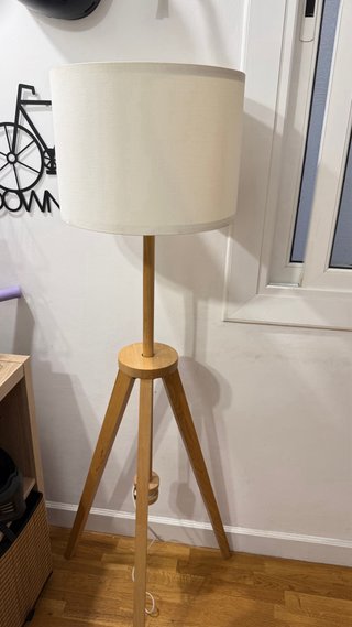 Lámpara de pie Lauers madera y tela