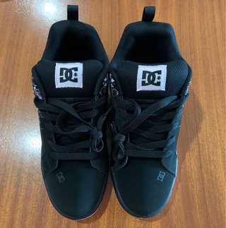 Zapatillas DC Shoes Negras y Rosas