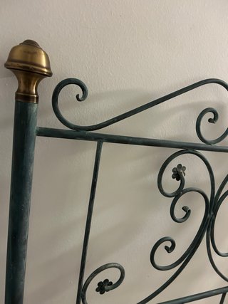Cabecero forja verde y dorado 150