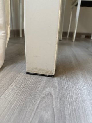 Mesa Comedor Cristal Negra y patas blancas