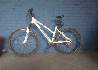 Bicicleta B-Pro Blanca