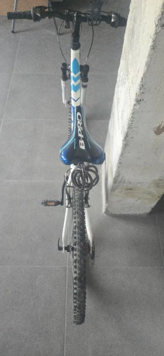 Bicicleta B-Pro Blanca