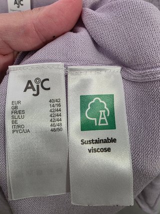 Jersey AJC Lila Talla 40 Nuevo