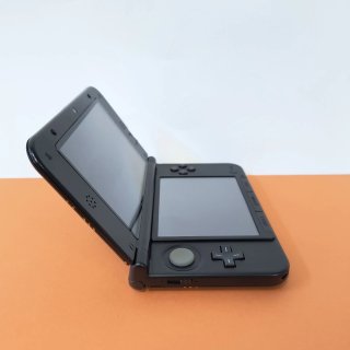 CONSOLE NINTENDO 3DS XL POKEMON CHARIZARD + CAVO