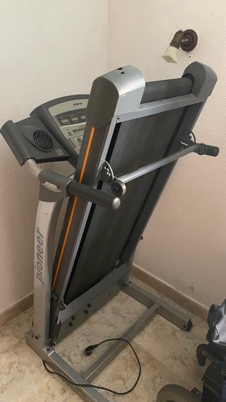 Cinta de correr BH Fitness Pioneer plegable