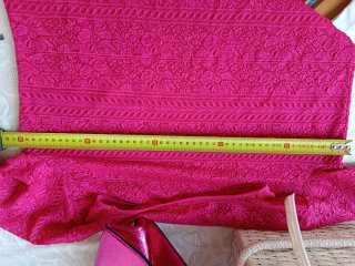 Camiseta calada fucsia