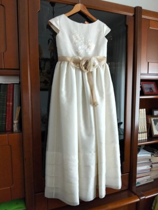 Vestido de Comunión Blanco y Dorado