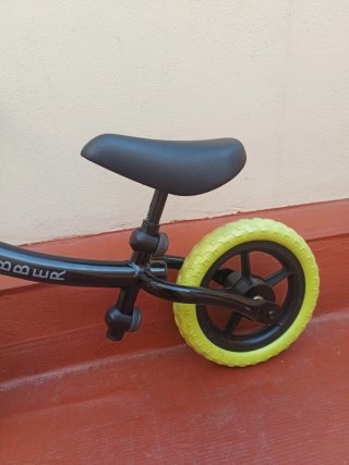 Bicicleta de equilibrio Globber verde