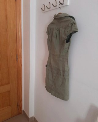 Vestido tela vaquera verde militar