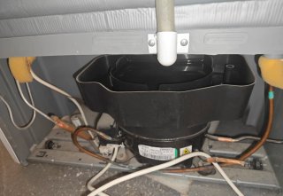 Congelador Vertical Indesit No Frost 220L