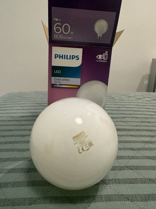10 Bombillas  LED Philips Cool White 4000K