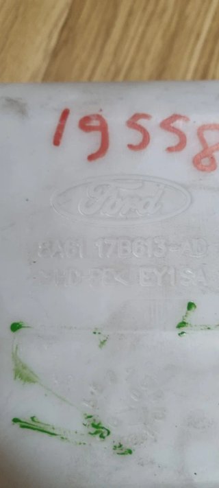 Depósito agua limpiaparabrisas Ford Fiesta MK7