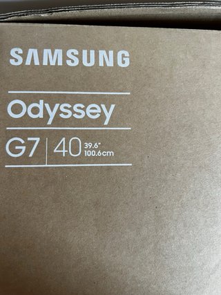 Monitor Samsung Odyssey G7 G75F 40”WUHD 180Hz