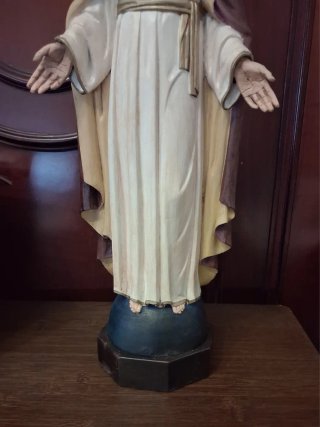 Sagrado Corazón de Jesús en madera