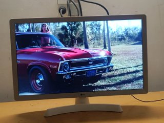 Smart TV LG 24 Blanca