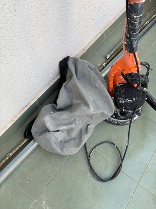 Lijadora de pared con aspiración