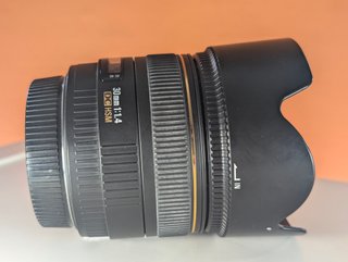 Objetivo Sigma 30mm 1:1.4 DC HSM