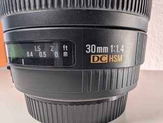 Objetivo Sigma 30mm 1:1.4 DC HSM
