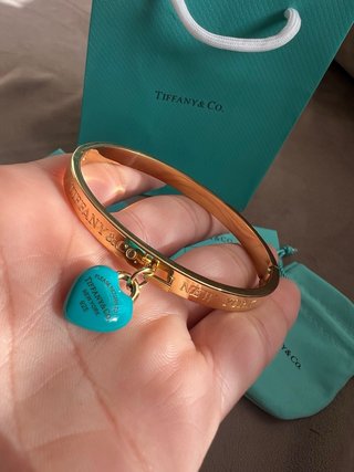 Pulsera inspo Tiffany & Co. Corazón Azul Dorado