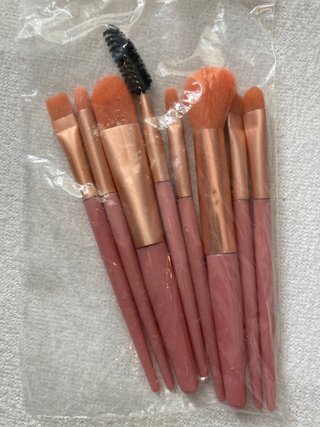 Set 8 Brochas Maquillaje Profesional Rosa y Dorado