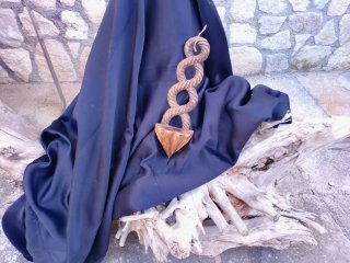 Antiguo candelabro portavelas madera tallada