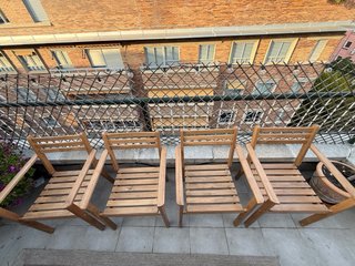 Silla exterior ASKHOLMEN madera oscura (20€/silla)