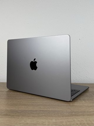 Apple MacBook Air M3 8GB RAM 256GB SSD