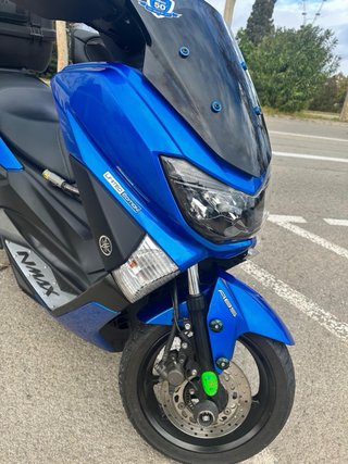 Yamaha NMAX Maxi Scooter Azul