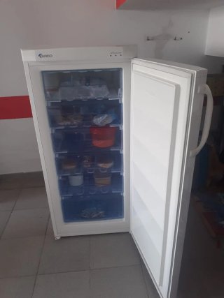 Congelador vertical Ardo 6 cajones