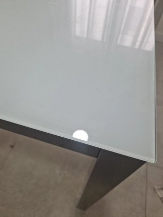Mesa de cocina cristal templado y metal