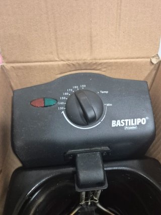 Freidora Bastilipo Premier 2000W 2.5L