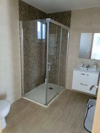 Se venden parcela con 2 apartamentos en Chiclana