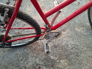 Bicicleta de Montaña Roja Antigua