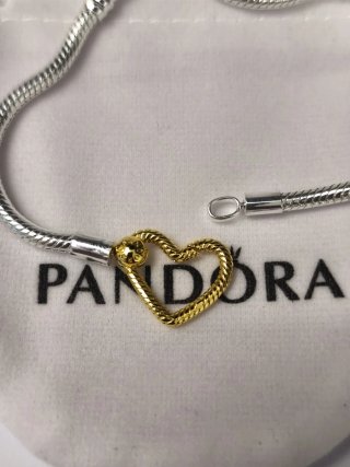 Pulsera Pandora Corazón Oro y Plata 18cm