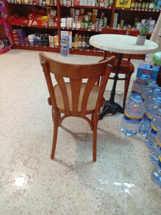 Silla de madera