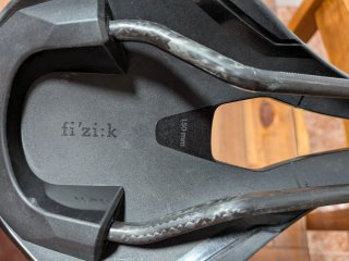 Sillín Fizik Argo 150mm Negro