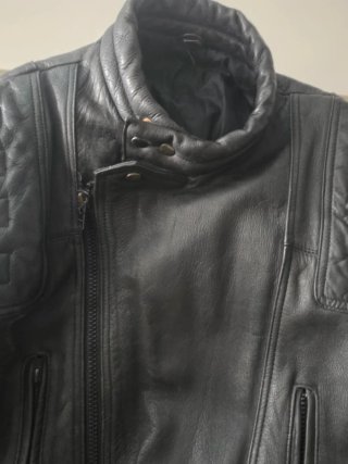 Chaqueta de cuero para moto