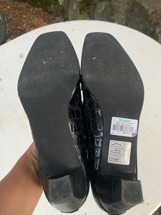 Zapatos de tacón elegantes
