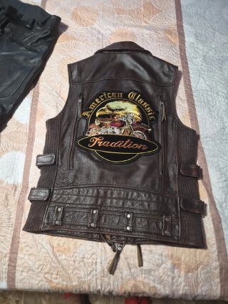 Chaleco de cuero para moto