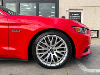 Ford Mustang 5.0 V8 GT 2017 con 61.000 km
