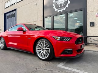 Ford Mustang 5.0 V8 GT 2017 con 61.000 km