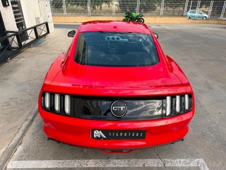 Ford Mustang 5.0 V8 GT 2017 con 61.000 km