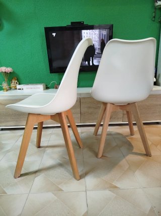 Juego de 2 Sillas Nórdicas Blancas