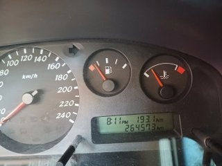 Nissan Almera 2002